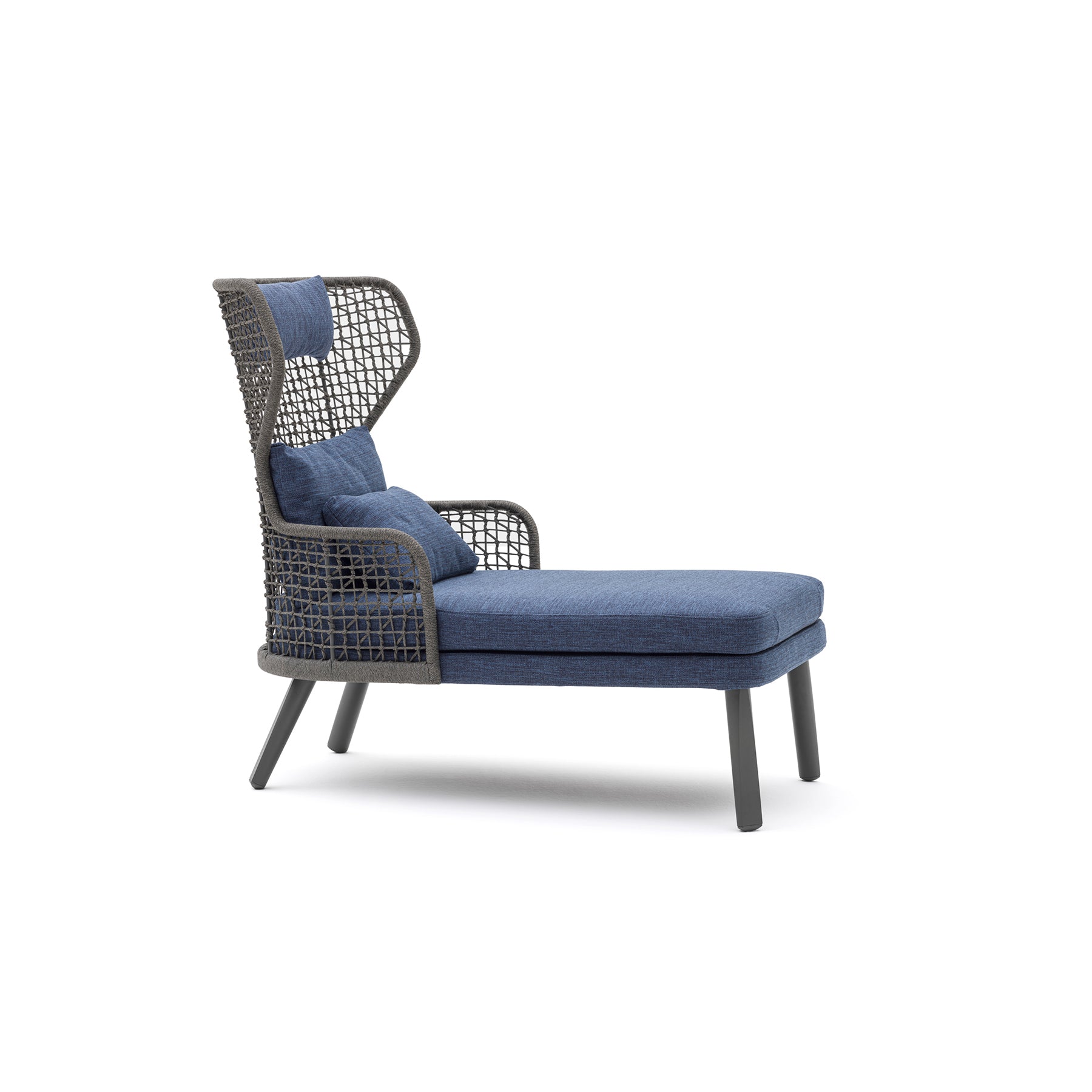 EMMABERGERELONG2 Blue lounge chair with wicker backrest on a white background