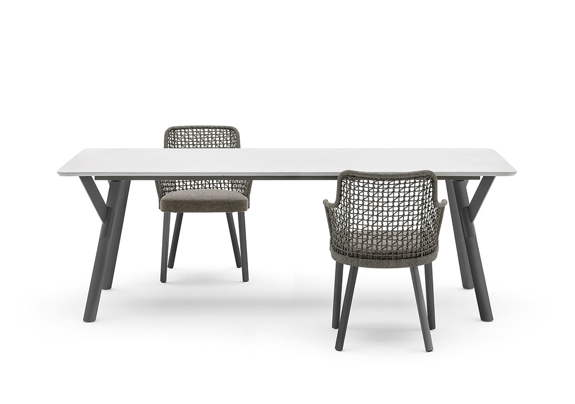 Emma Extendable Table