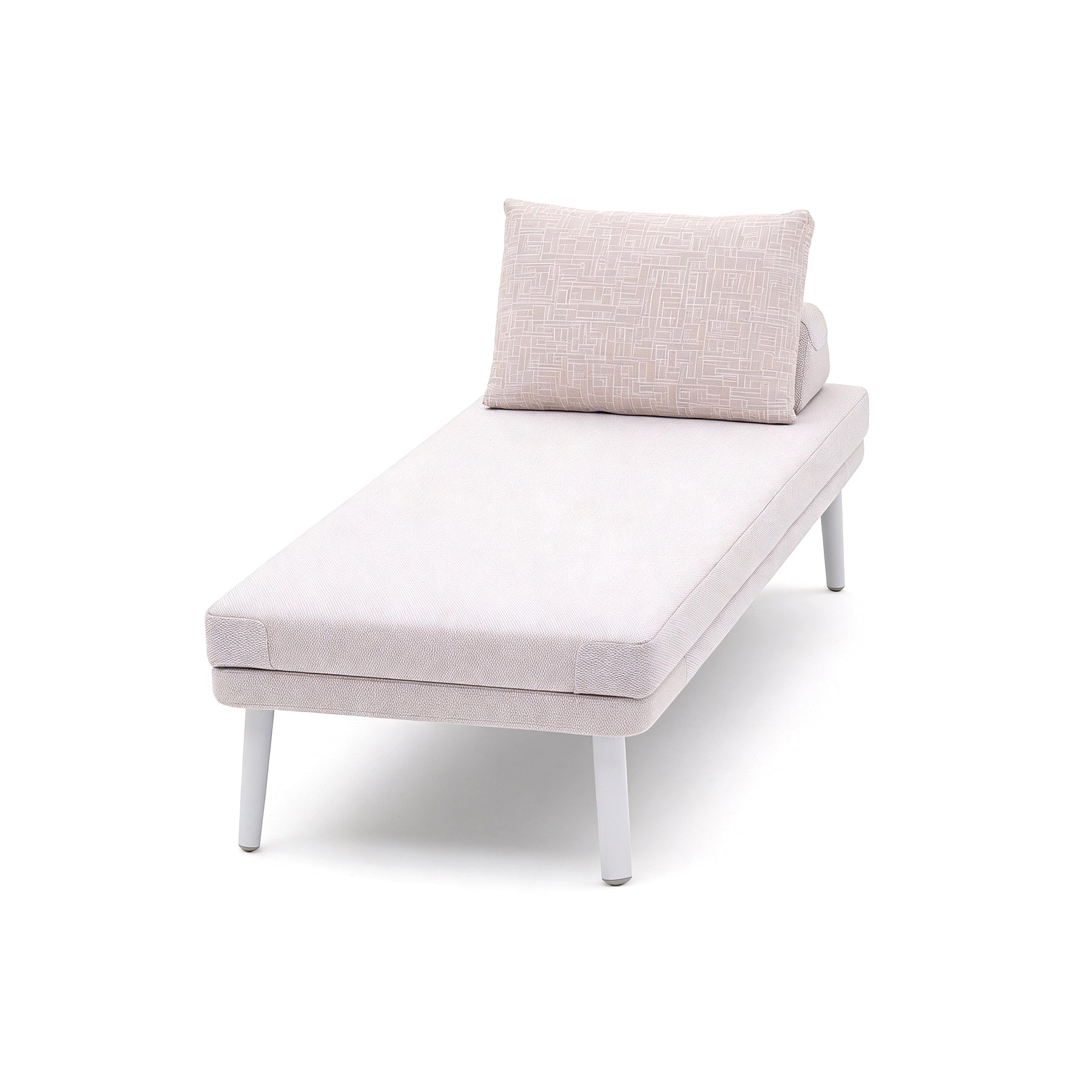 EMMA_DORMEUSE White outdoor lounge chair with a beige cushion on a white background