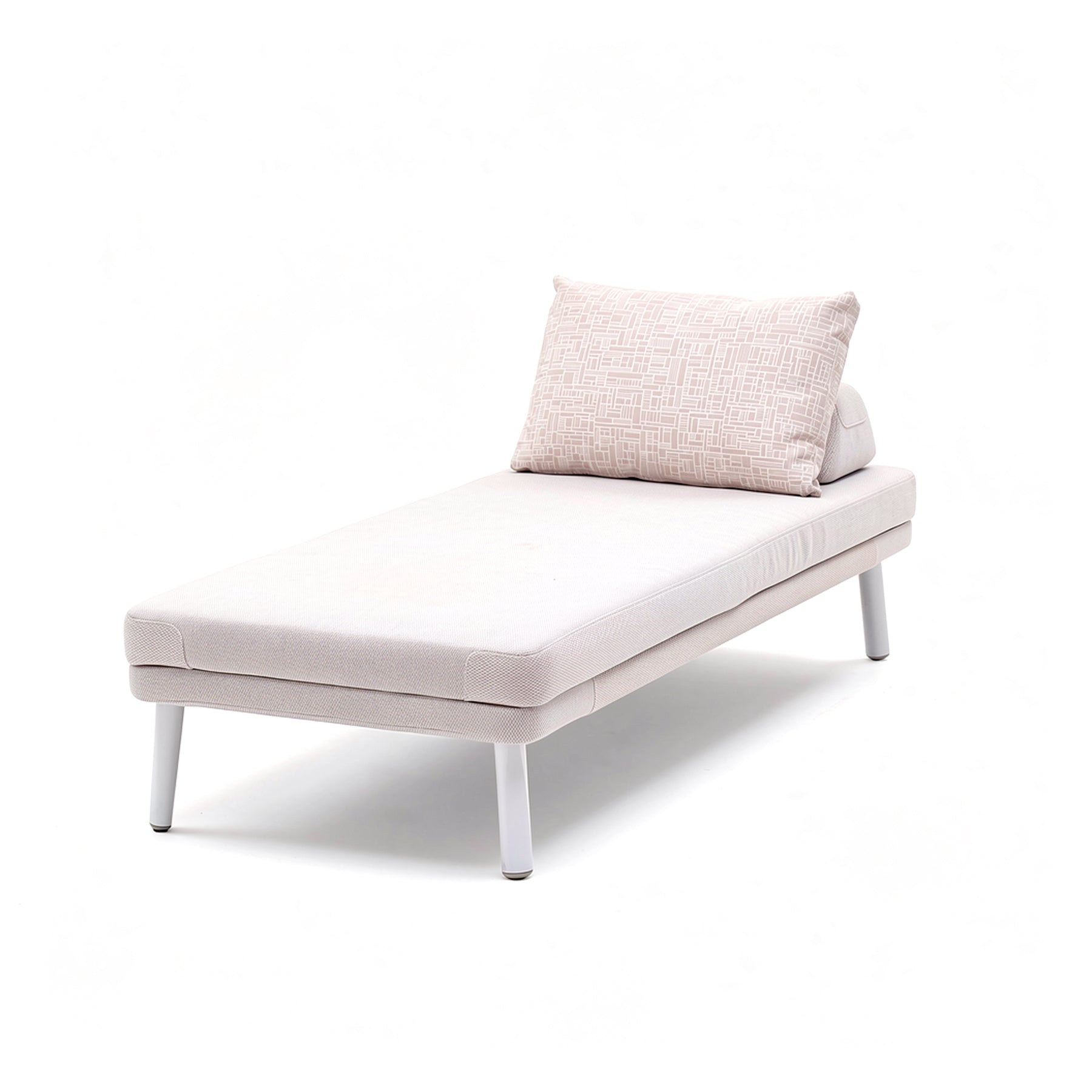 EMMA_DORMEUSE Modern outdoor lounge chair with a pillow on a white background